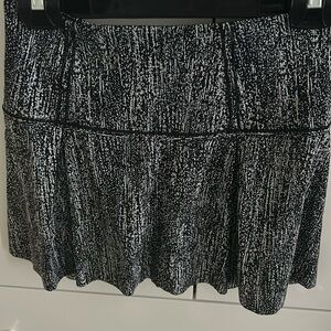 Lululemon Lost in Pace Skirt Size 4